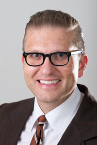 Students learn to deliver on 21st Century platforms (Erik L. Johnson)